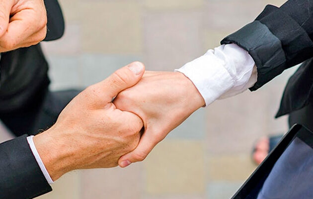 Ethical and Customer-Centered Commitment